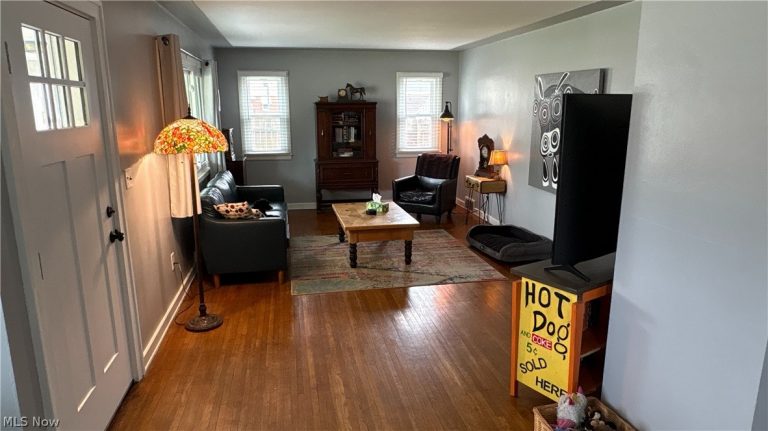 300 Concord Drive, Lorain, OH - Photo 2