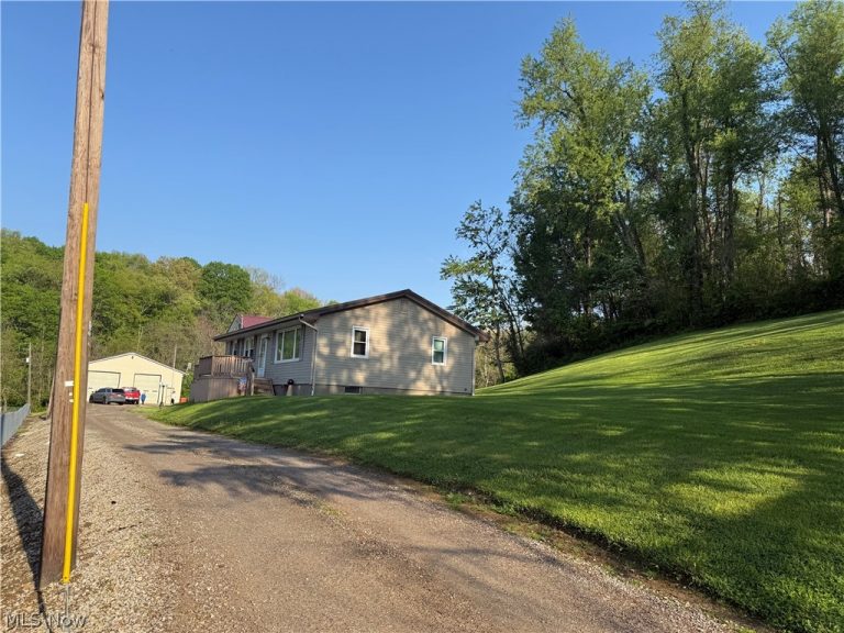1182 Potts Lane, Zanesville, OH - Photo 5
