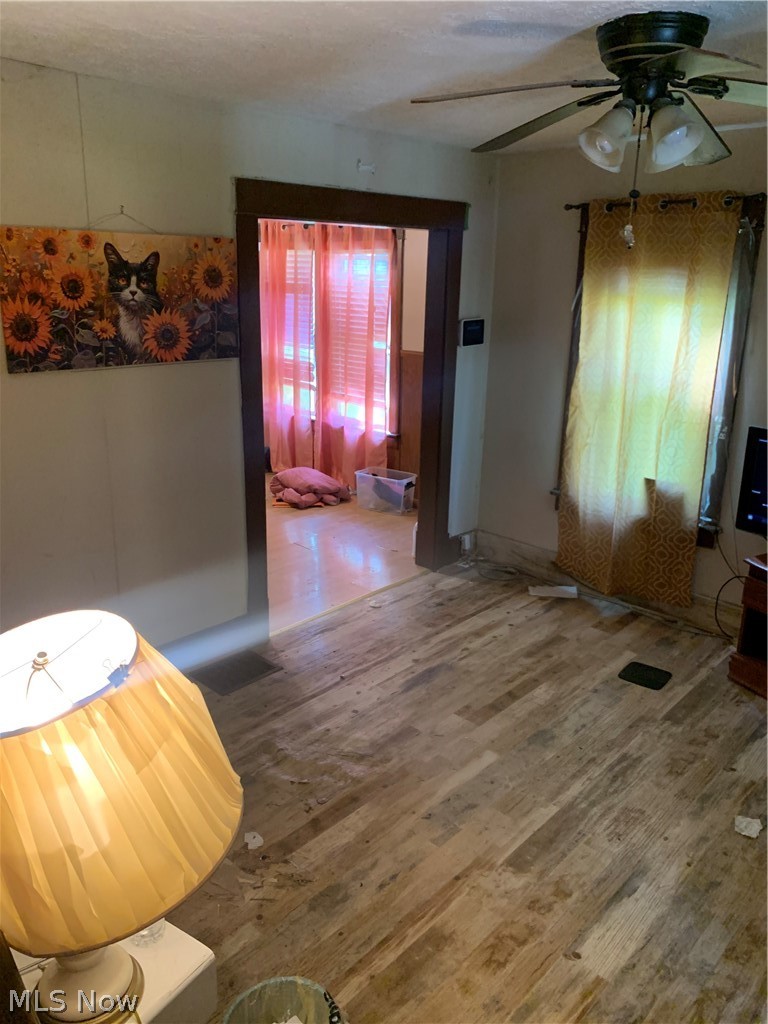 1061 East Avenue, Warren, OH - Photo 8