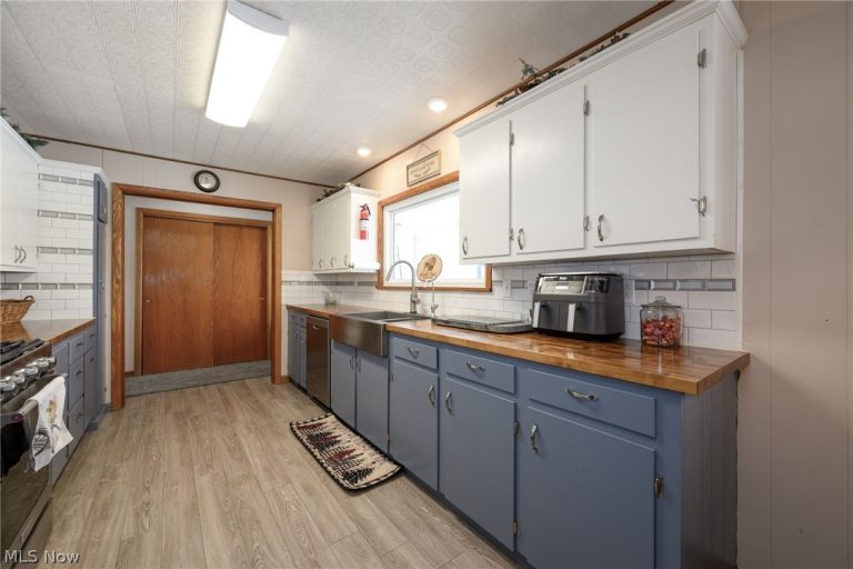 3366 Hommon Road, Ravenna, OH - Photo 3