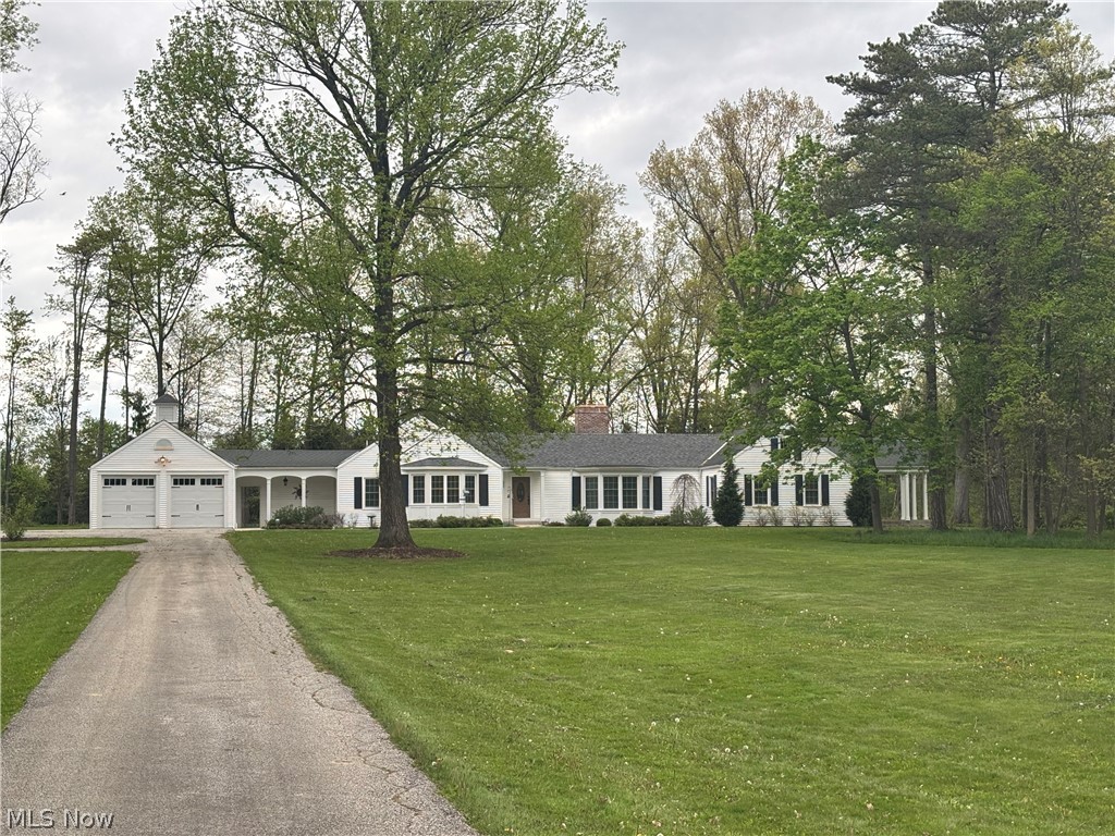 7050 Wilson Mills Road, Chesterland, OH