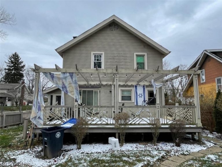 73 Burns Avenue, Akron, OH - Photo 2