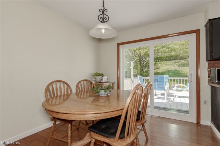344 Karen Drive, Chardon, OH - Photo 6