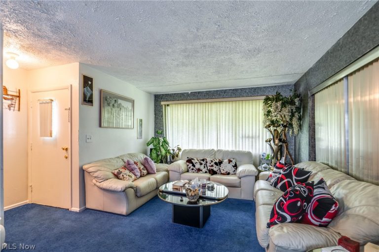 1793 Wakefield Drive, Akron, OH - Photo 5