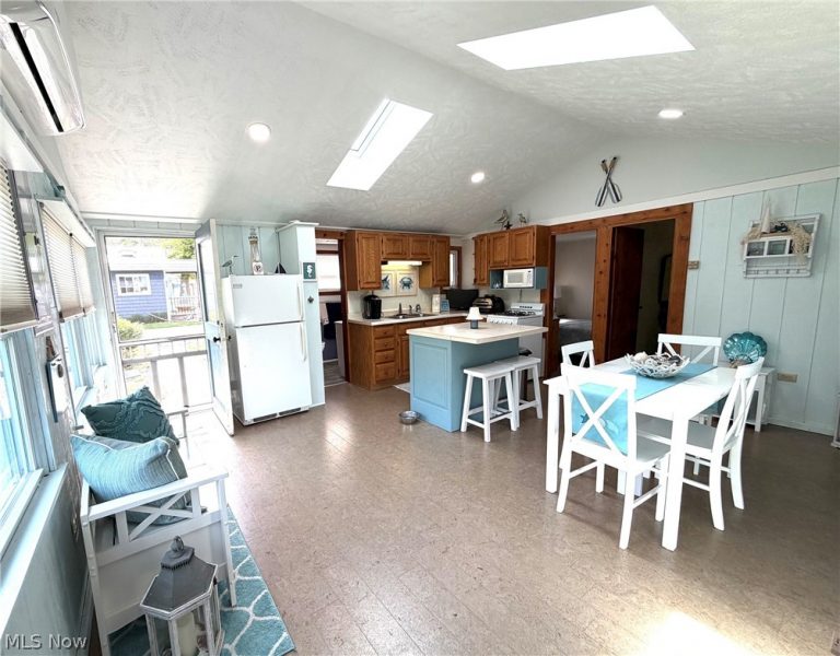 4881 Fess Drive, Geneva on the Lake, OH - Photo 8