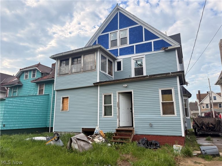 10704 Pasadena Avenue, Cleveland, OH - Photo 2