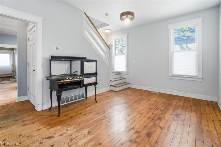 1786 52nd Street, Cleveland, OH - Photo 6
