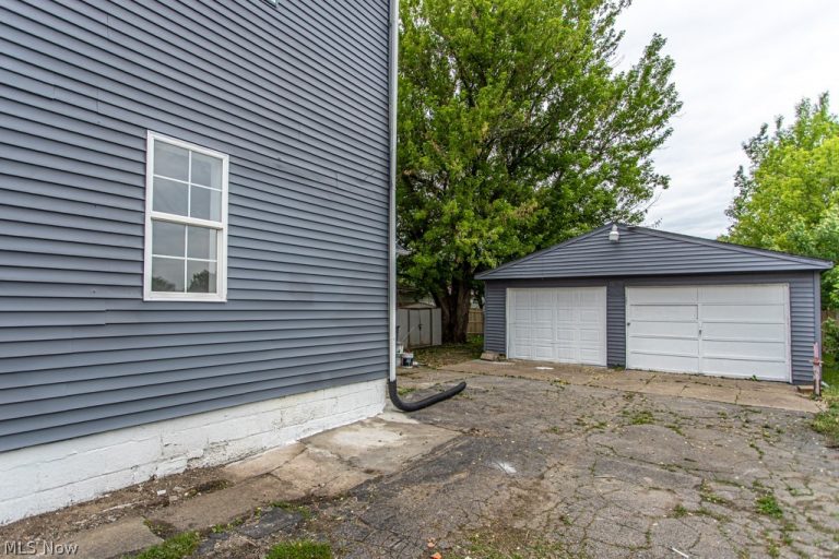 1358 Belvedere Avenue, Warren, OH - Photo 4