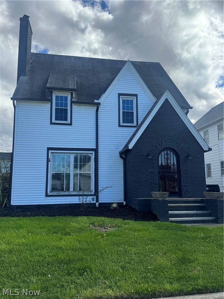 10900 Vernon Avenue, Garfield Heights, OH - Photo 2