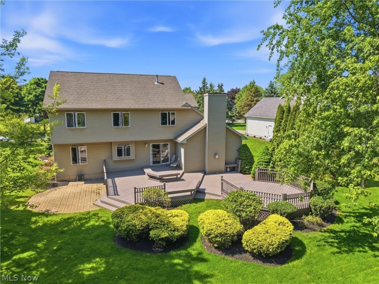 1295 Shady Lakes Drive, Kent, OH - Photo 2