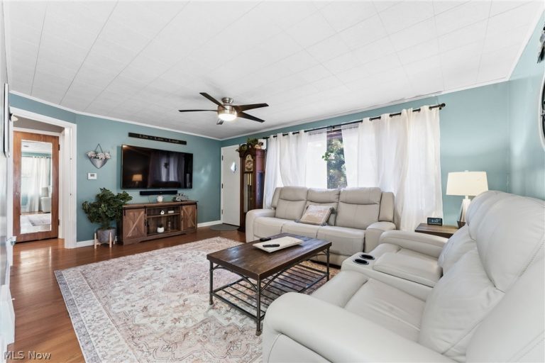 1109 Ellwood Avenue, Canton, OH - Photo 6