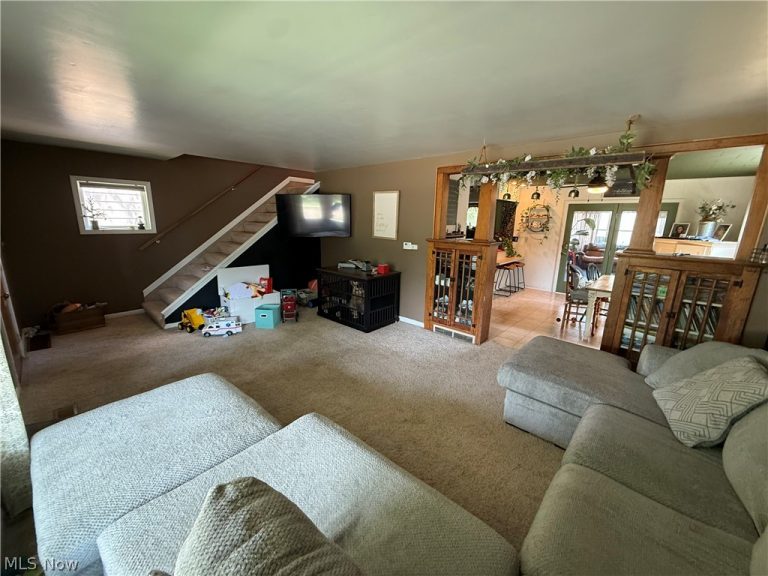 1033 Eastport Avenue, Uhrichsville, OH - Photo 6