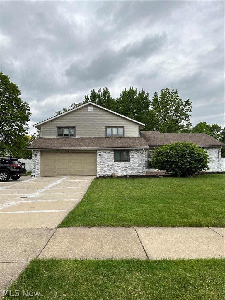 2960 Richmond Road, Beachwood, OH - Photo 2