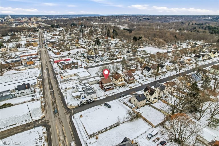 15 Portland Avenue, Youngstown, OH - Photo 4