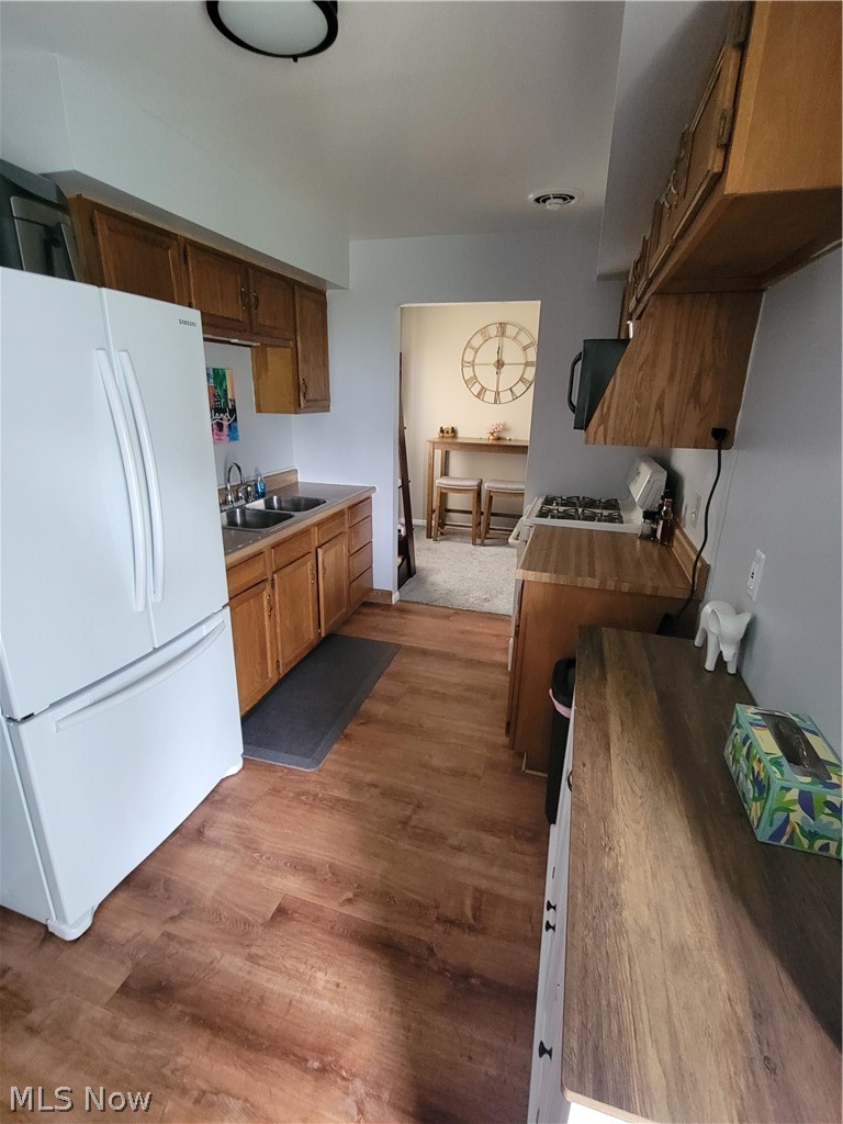 5230 147th Street, Brook Park, OH - Photo 5