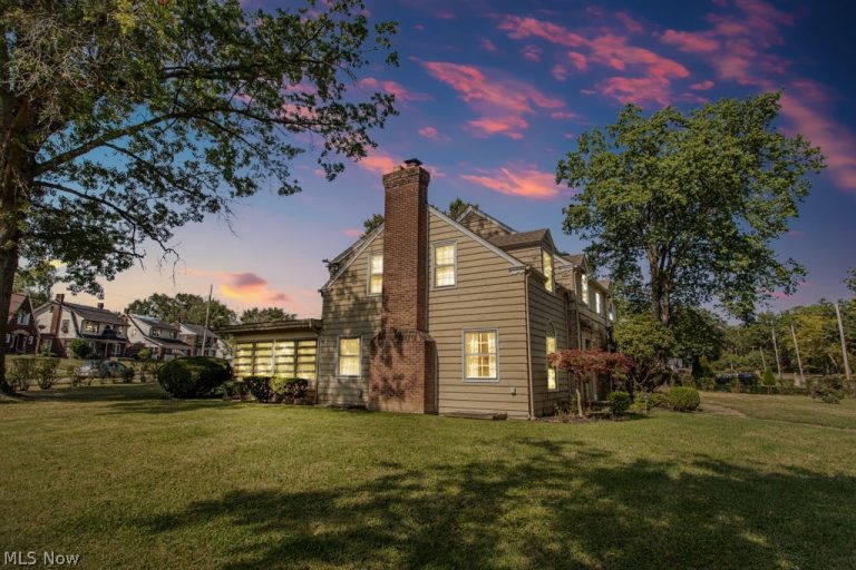 455 Redondo Road, Youngstown, OH - Photo 5