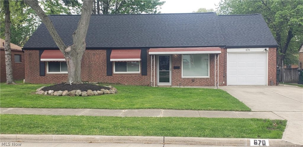 670 Walnut Drive, Euclid, OH