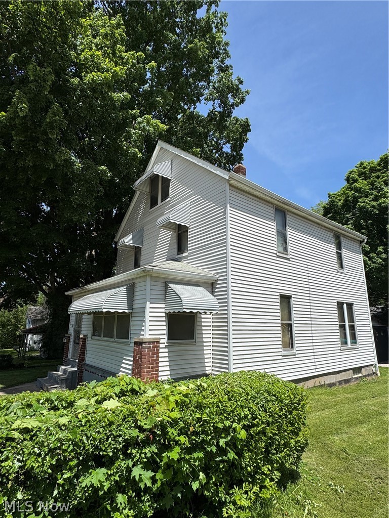 375 Arlington Street, Akron, OH - Photo 3
