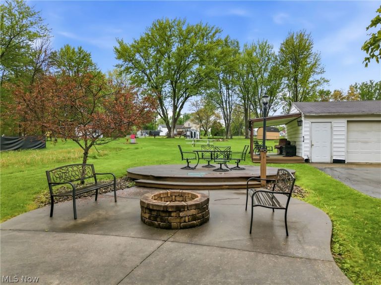 4862 Grand Boulevard, Newton Falls, OH - Photo 6