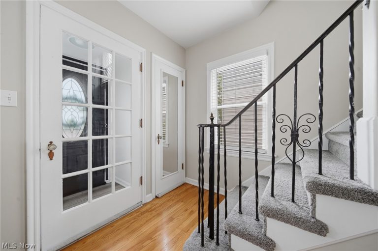 2231 Brockway Road, University Heights, OH - Photo 3