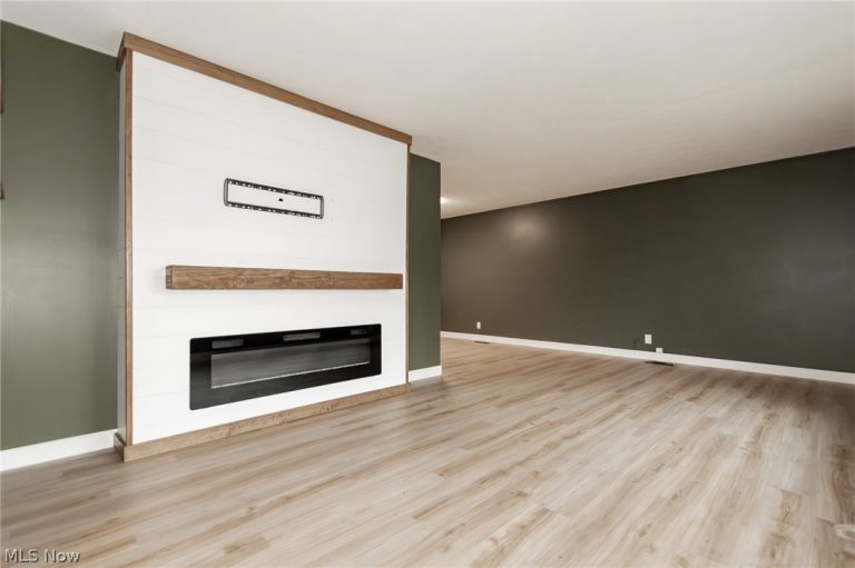 8806 Norwood Drive, Mentor, OH - Photo 4