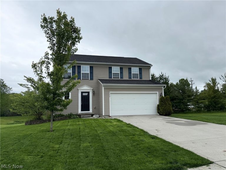 2250 Dorchester Drive, Kent, OH - Photo 2