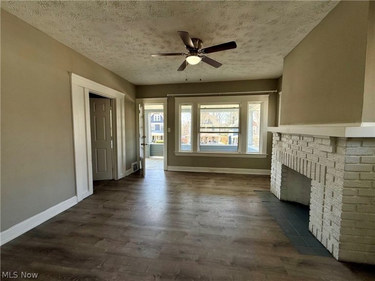 1265 Marlowe Avenue, Lakewood, OH - Photo 2