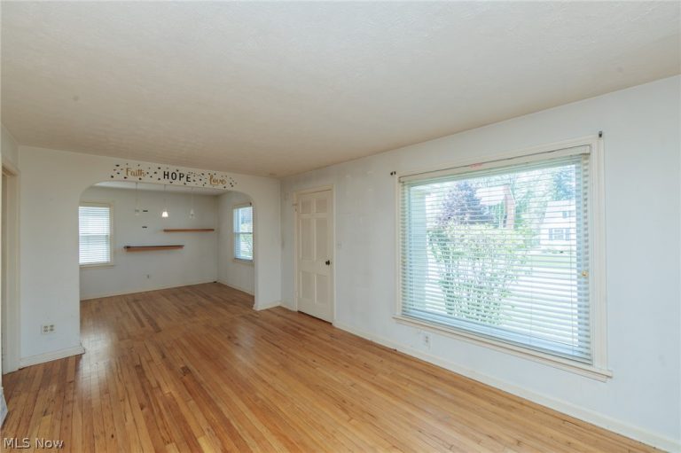 1883 Maywood Road, South Euclid, OH - Photo 6