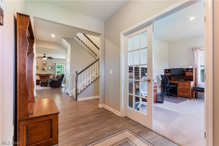 5810 Quarry Lake Drive, East Canton, OH - Photo 3