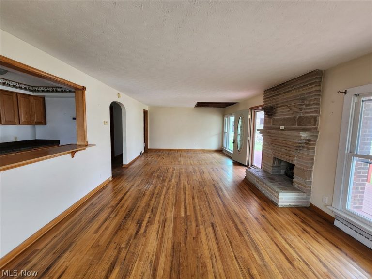 429 Comstock Street, Warren, OH - Photo 3