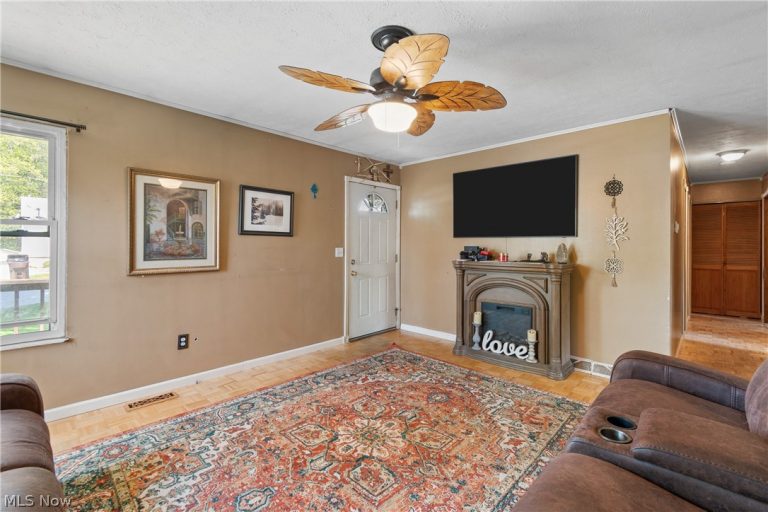 316 Hohman Avenue, Akron, OH - Photo 8