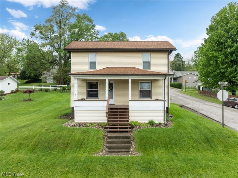 160 Sugar Street, St Clairsville, OH, 43950