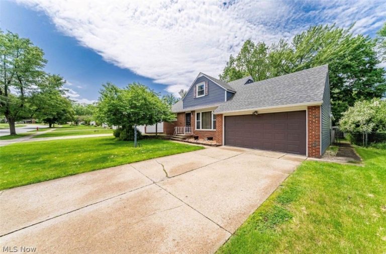 1866 Braeburn Park Drive, Euclid, OH - Photo 3