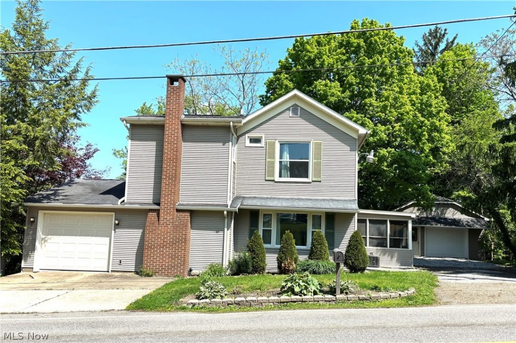 343 State Street, Leetonia, OH