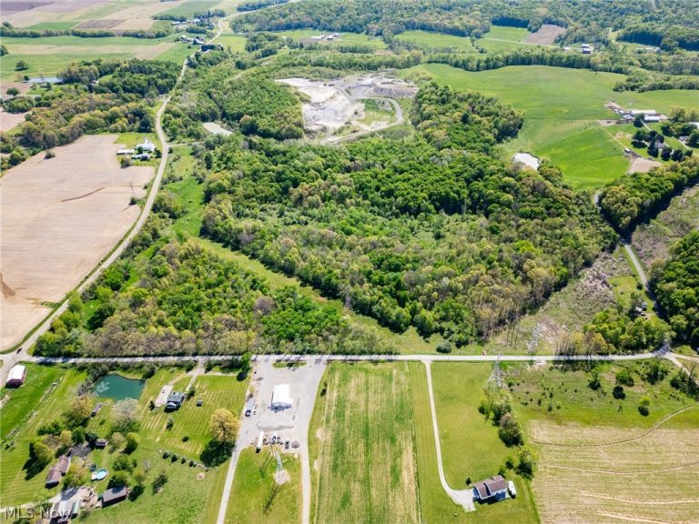 11154 Shetler Avenue, Bolivar, OH, 44612
