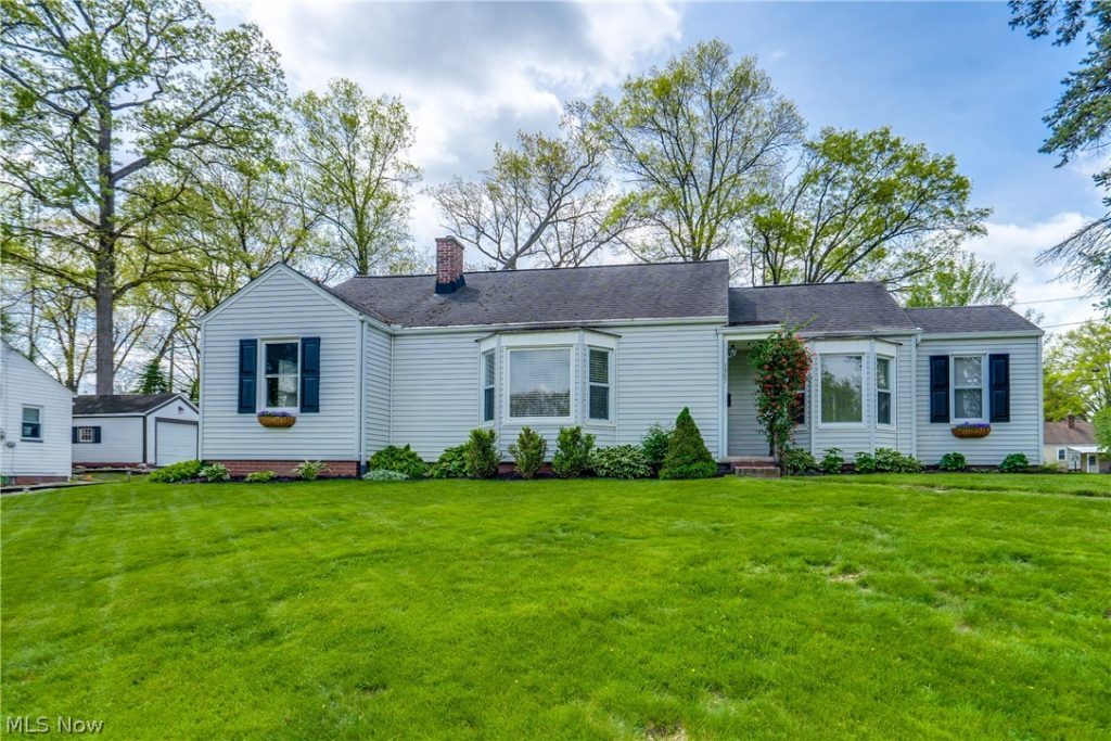 1307 Plymouth Street, Massillon, OH