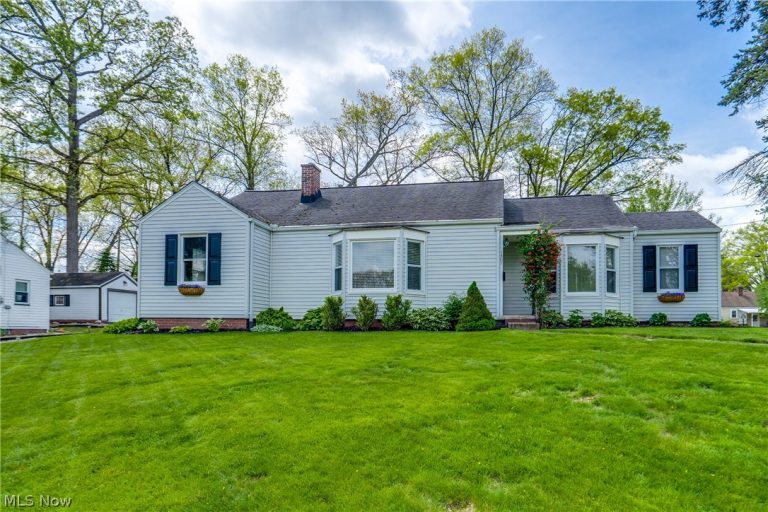 1307 Plymouth Street, Massillon, OH, 44646