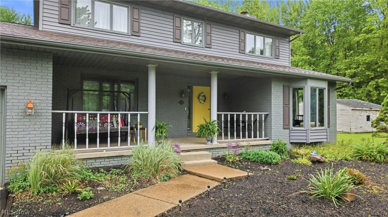 2821 Wilson Sharpsville Road, Cortland, OH - Photo 4