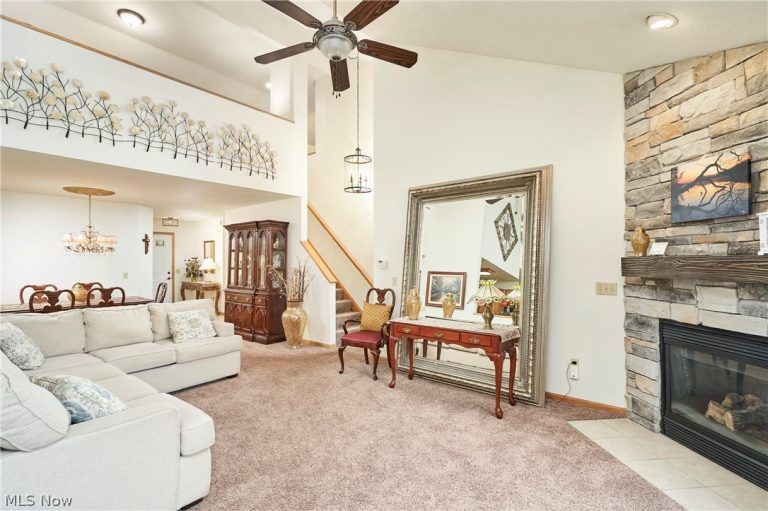 995 Bristol Drive, Akron, OH - Photo 6
