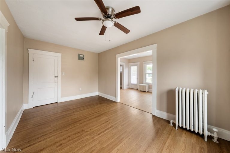 1235 Donald Avenue #Upper North, Lakewood, OH - Photo 4