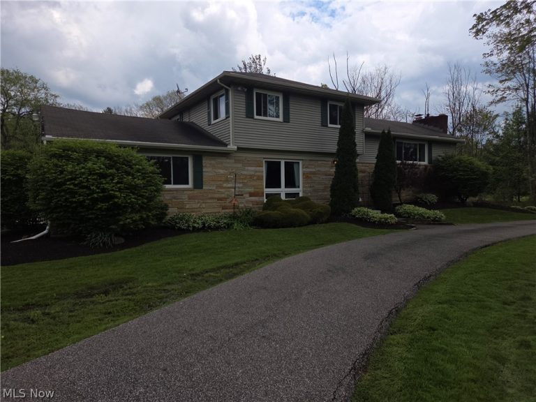 13047 Forest Road, Burton, OH - Photo 3