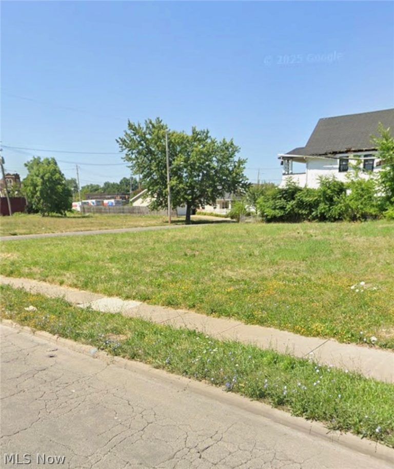 797 125th Street, Cleveland, OH - Photo 3