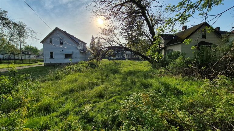 4172 144th Street, Cleveland, OH - Photo 2