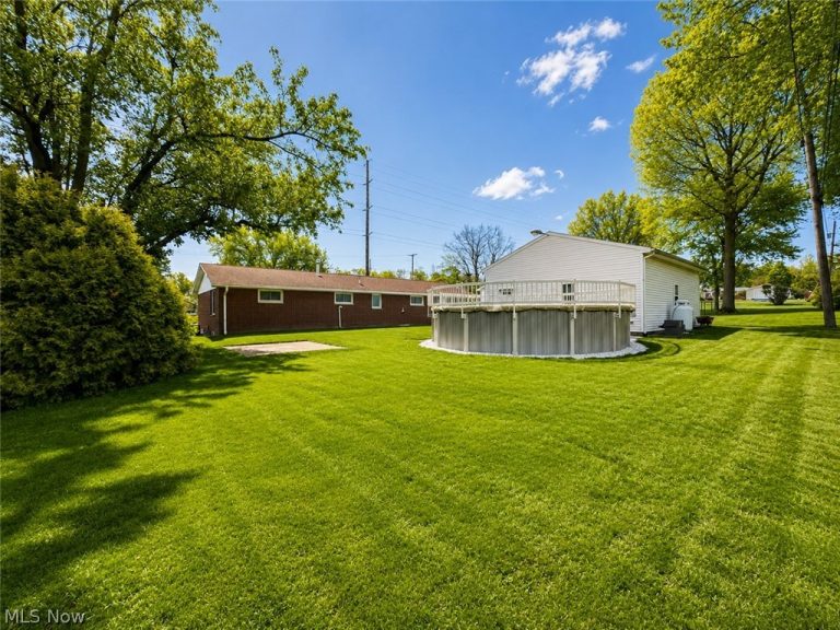 337 Bell Avenue, Columbiana, OH - Photo 3
