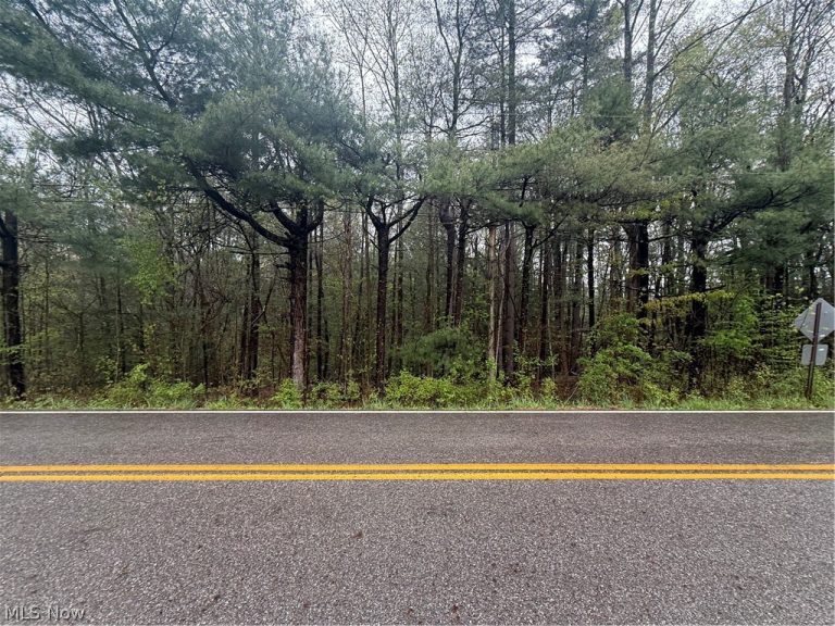 Stewart Road, Poland, OH, 44436