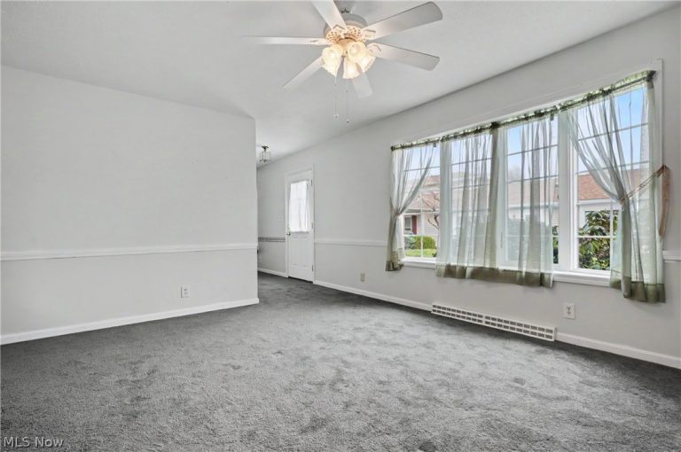 934 Canterbury Lane, Salem, OH - Photo 6