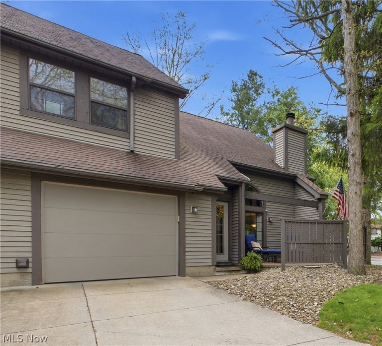 1323 Red Tail Hawk Court #3, Boardman, OH, 44512