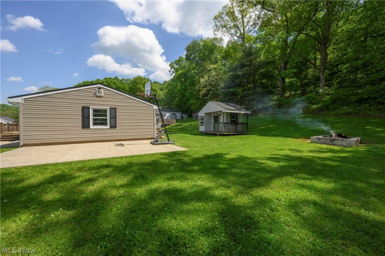 6105 Wolf Run Road, Dennison, OH - Photo 5