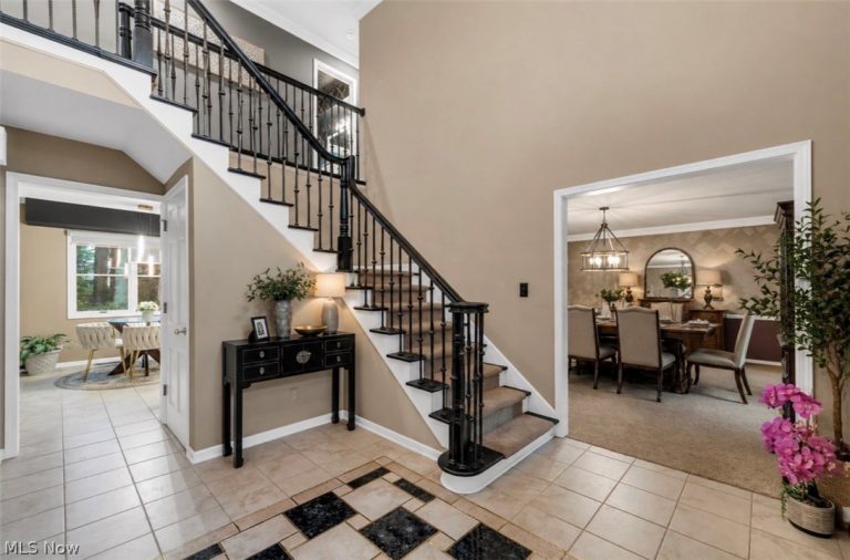 106 Lethbridge Circle, Akron, OH - Photo 3