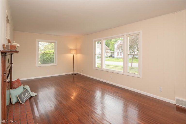 636 Page Street, Ravenna, OH - Photo 4